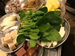 -月圆火锅(宁海东路二店)