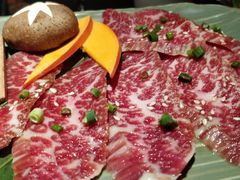 -山川小町·极番烧肉(新地假日广场店)
