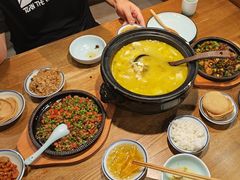 -九锅一堂酸菜鱼(新南凯德直营店)
