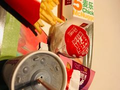 -麦当劳(江湾镇店)