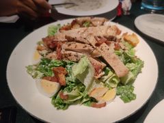 凯撒沙拉配香草鸡胸肉-碧特博格·20年品牌西餐厅(芜湖路店)