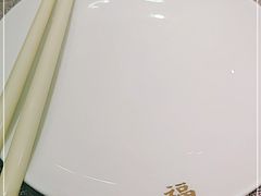 -香港百合居(LCM置汇旭辉广场店)