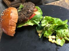 黑胡椒堡-HIGH FIVE哈福手工汉堡(桂林路店)