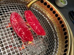 -铭牛烧肉·和牛海鲜自助(高新月牙湖店)