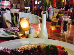 烤猪排-Bamboo Bar & Grill Restaurant