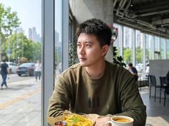 -HALO SOUL COFFEE·咖啡·甜品·简餐(嘉年华海信广场店)