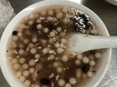 -芳婆糕团店(王府大街店)