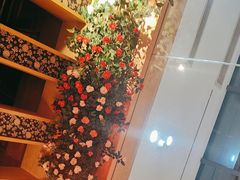 -野山舂·贵州现舂酸汤火锅(鸿通城店)