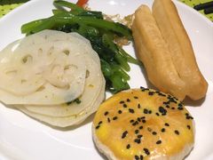 -兰州步行街希尔顿欢朋酒店