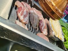 -臻牛烤肉
