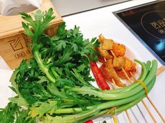 -百品聚旋转火锅(号外店)