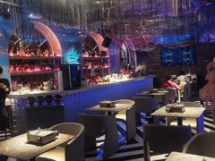 -Darling Queen·Mini·Live·House