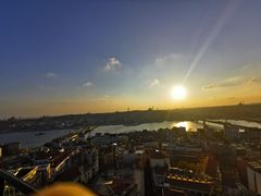 -加拉达石塔
