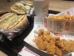 鸡米花-The Habit Burger Grill 哈比特汉堡(复兴soho店)