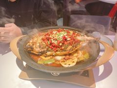-鸣记脆皮烤鱼·海鲜烤鱼(三八广场店)