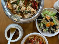 -隔壁老王·家常云南菜(花巷店)