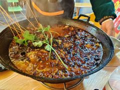 -鸿顺老铁锅美蛙鱼府(解放碑店)