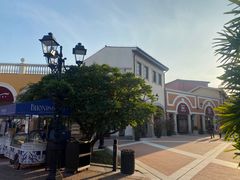 -佛罗伦萨小镇广佛名品奥特莱斯(疏港路店)