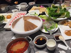 -德天肥牛海鲜火锅(城西银泰店)
