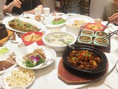 -梅利汴京烤鸭•开封豫菜地标店(东大街店)