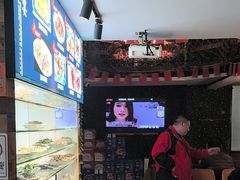 -顶峰夜宴·龙虾烧烤大排档(九江学院店)