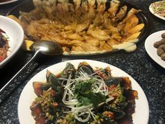 玉米面饼子-白洋淀锅里口灶台鱼