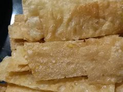 -茅草房·河畔园林火锅