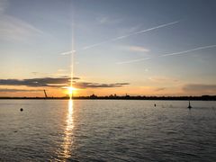 -人民防洪胜利纪念塔