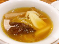 -菌之家·专业纯野生菌火锅·特色炒菌