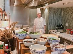 自助取餐区-陆家嘴万怡酒店·万荟轩