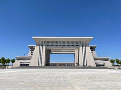 -霍尔果斯国门景区