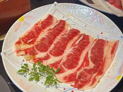 -山川小町·极番烧肉(新地假日广场店)