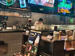 -JINNS锦时 steak&pizza(浸信会礼拜堂旧址店)