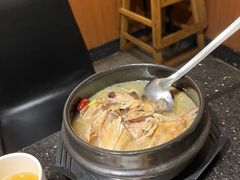 -木槿花韩式炭烤·熟成肉工坊(孙文东路店)