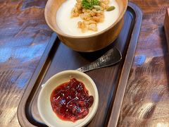 -银米·云南传统过桥米线(双廊黑金冠店)