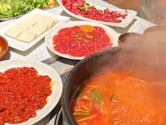 -贵府酸汤牛肉火锅·贵州老字号(飞山街店)