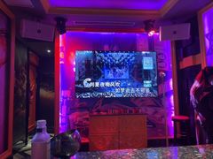 -UK派对KTV(日月广场店)