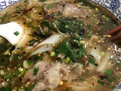 -桥香园云南过桥米线(金马碧鸡店)