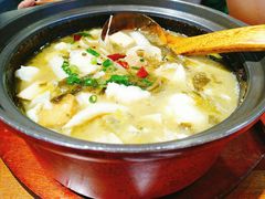 -周鱼小馆石锅酸菜鱼(活力汇店)