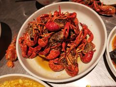 -龙巢盱眙龙虾·牛蛙·烧烤宵夜(八卦岭店)