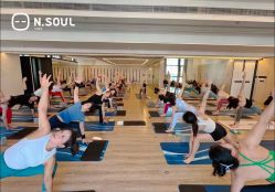 -恩舍瑜伽普拉提