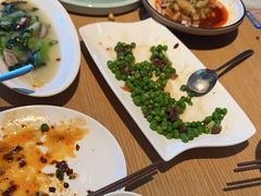 -渝信川菜 · 川味家常菜(财富购物中心店)
