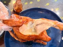 红烧乳鸽-煲煲掂风味煲仔饭餐厅(西区店)