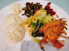 -弘安丽水温泉酒店