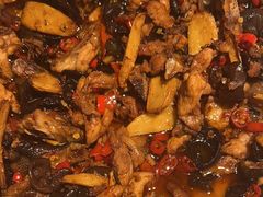 -老傅家湘潭水煮活鱼店(众一国际店)