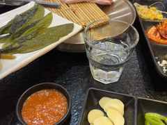 -臻牛烤肉