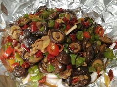 -老兰家传统烧烤炒菜泡馍(小南门店)