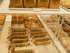 -好利来(上海长宁龙之梦店)