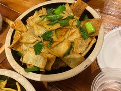 -霄汉牛三鲜湖北砂锅菜(万松园2店)