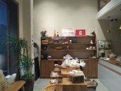 -沁屋面包店(人民东路店)